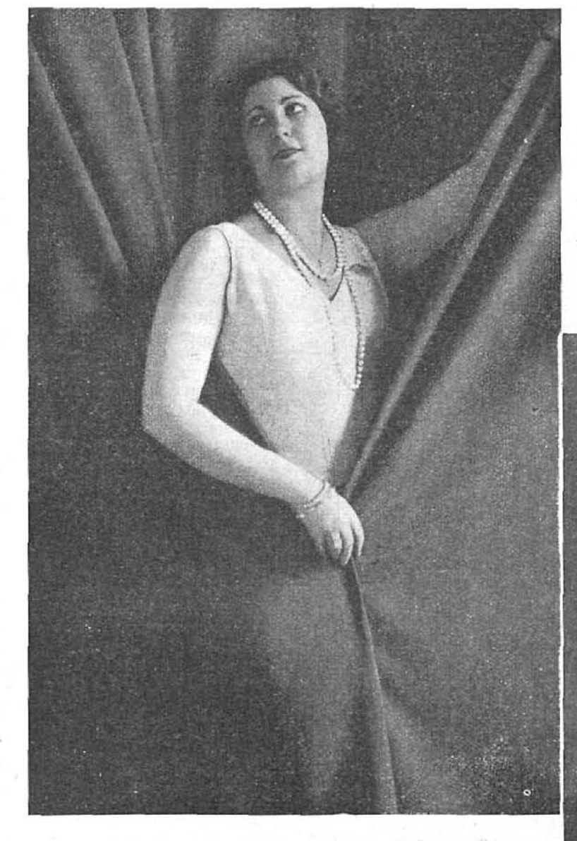 Paquita Alcaraz, cantante