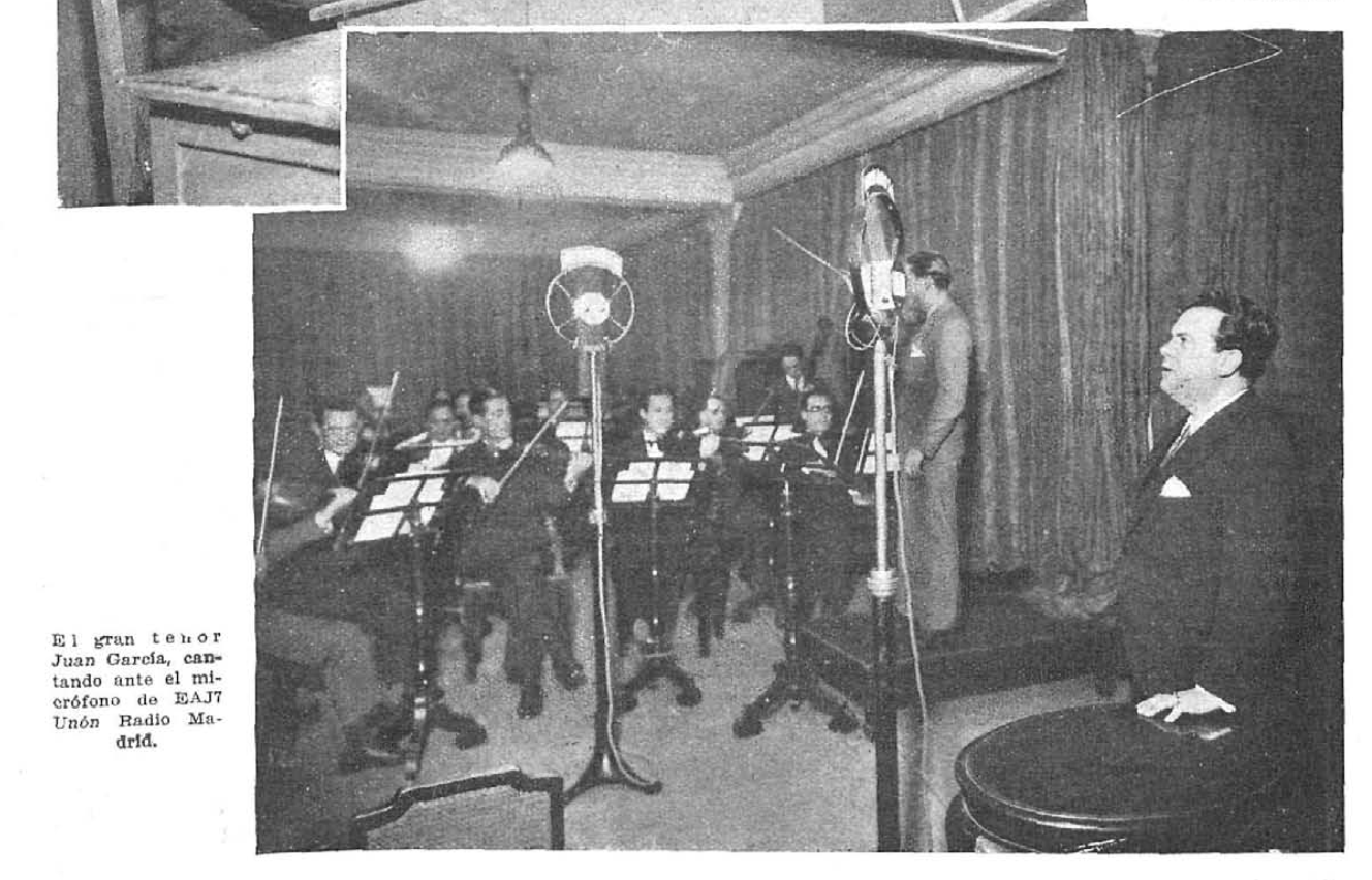 Juan García, tenor, con orquesta