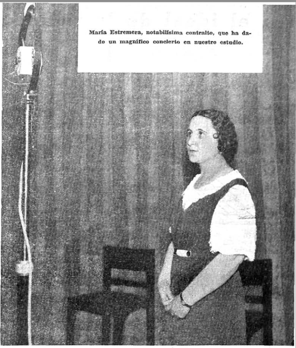 María Estremera, contralto