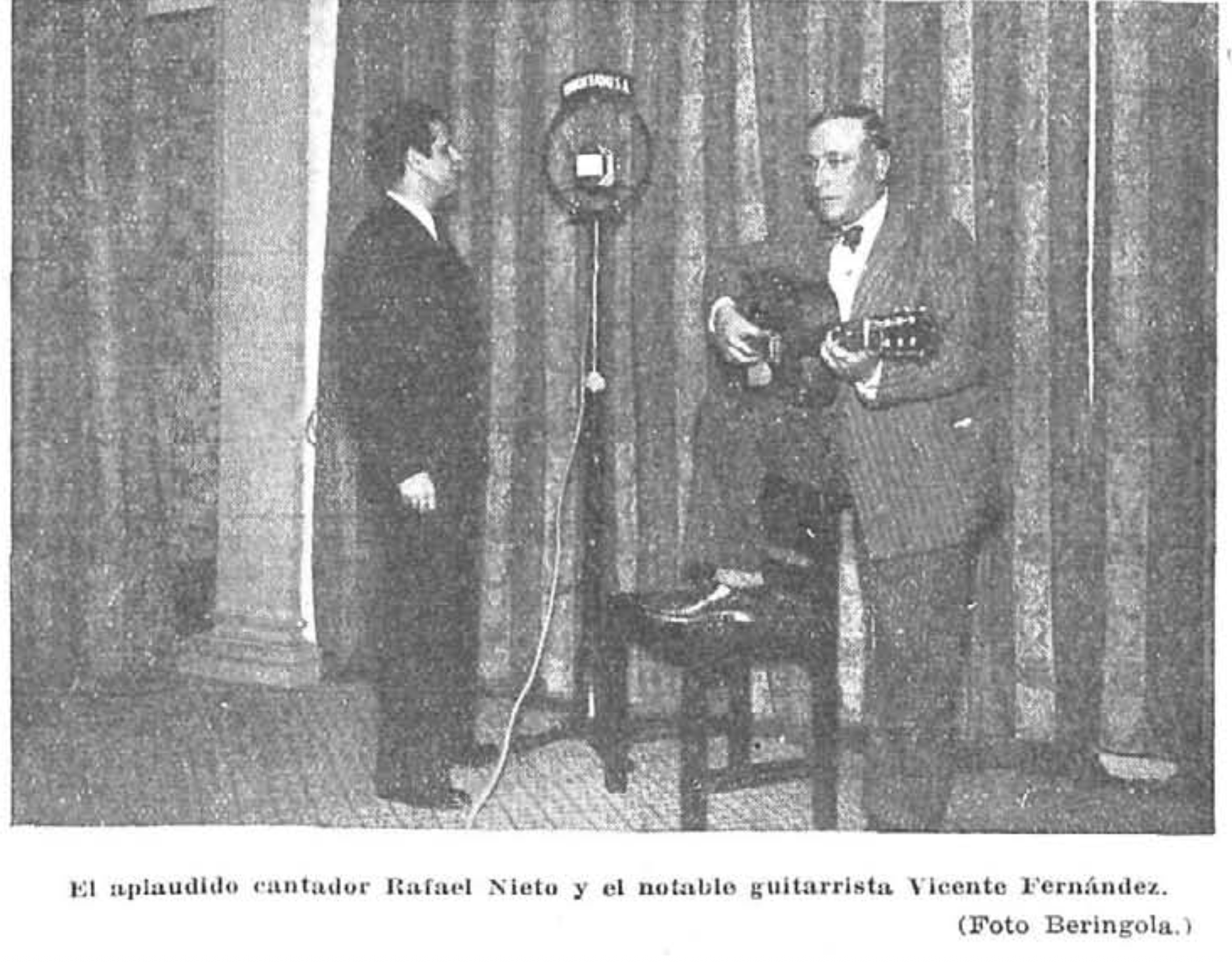 Rafael Nieto, cantaor; Vicente Fernández, guitarra