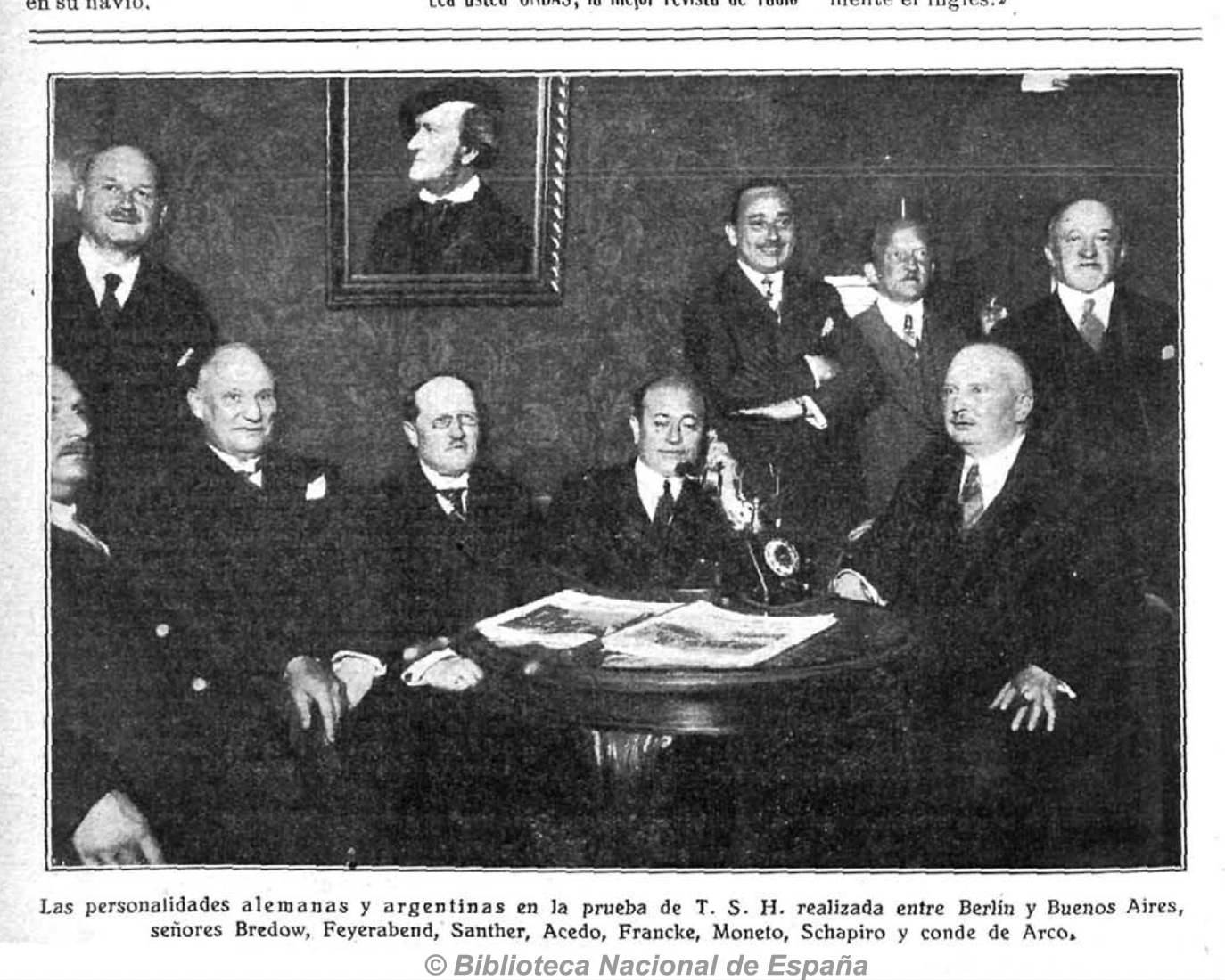 Retrato de Wagner al fondo