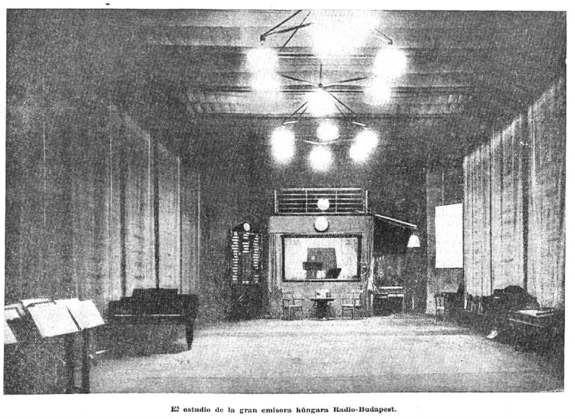 Estudio emisora húngara Radio-Budapest