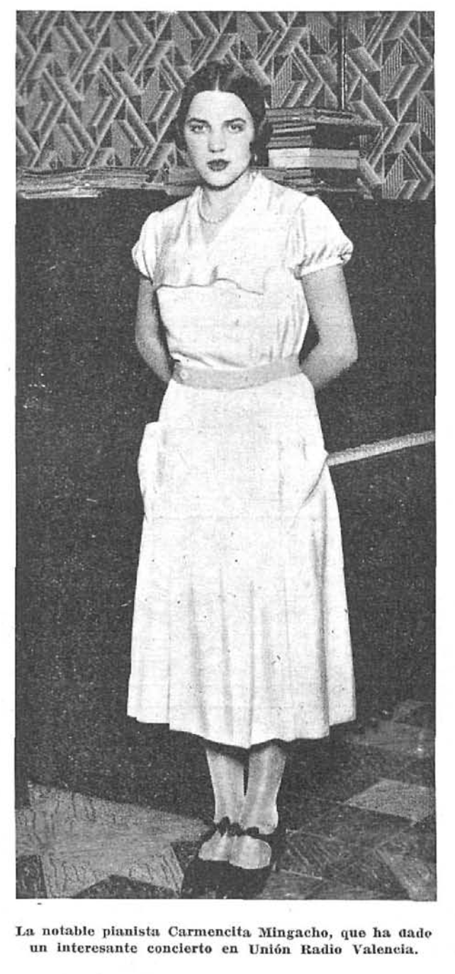 Carmen Mingacho, piano