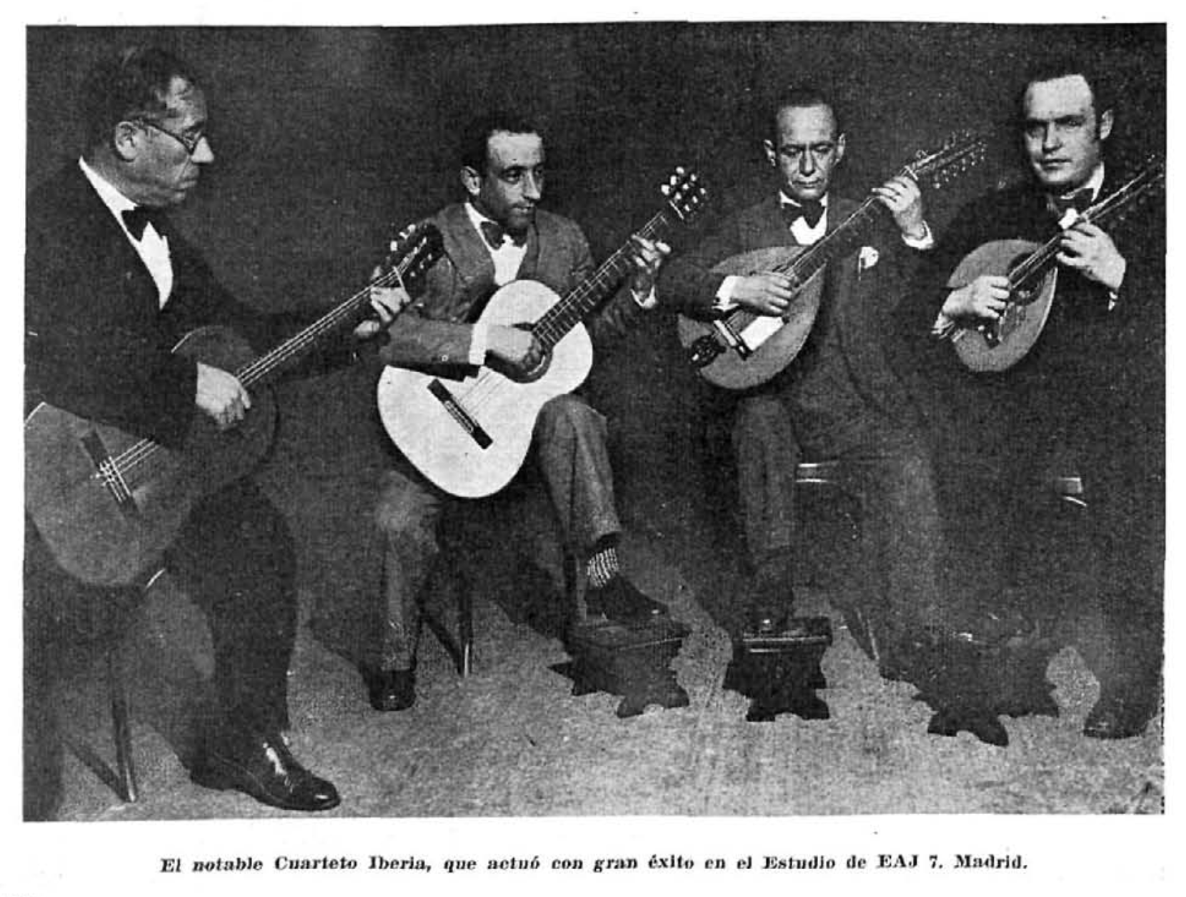 Cuarteto Iberia, guitarras y bandurrias