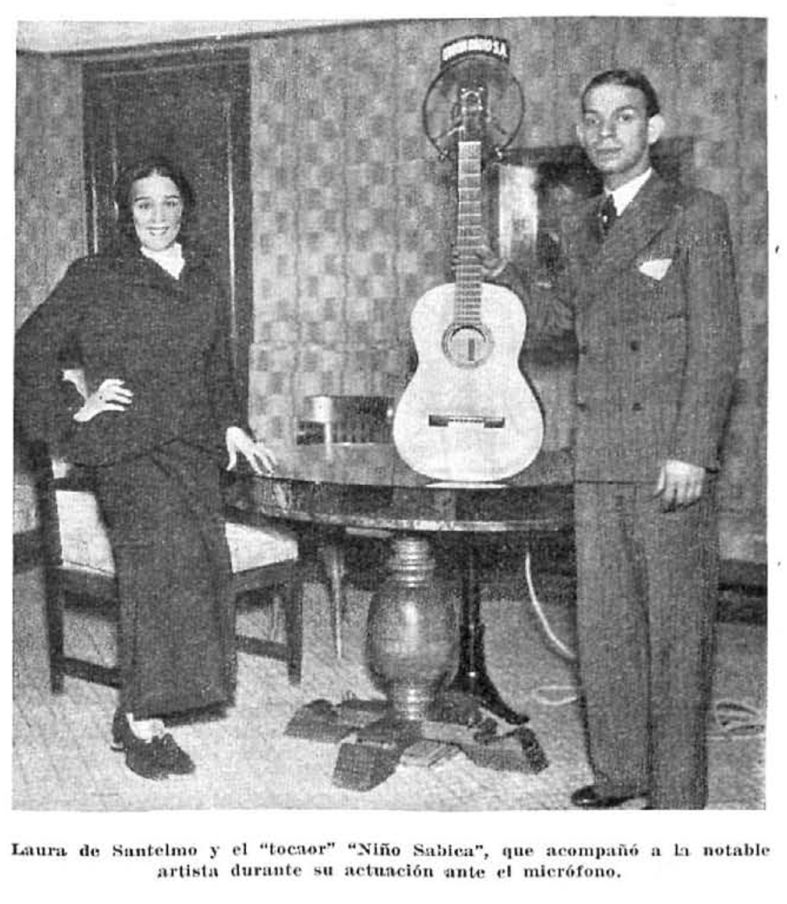 Laura de Santelmo y Niño Sablea, guitarra