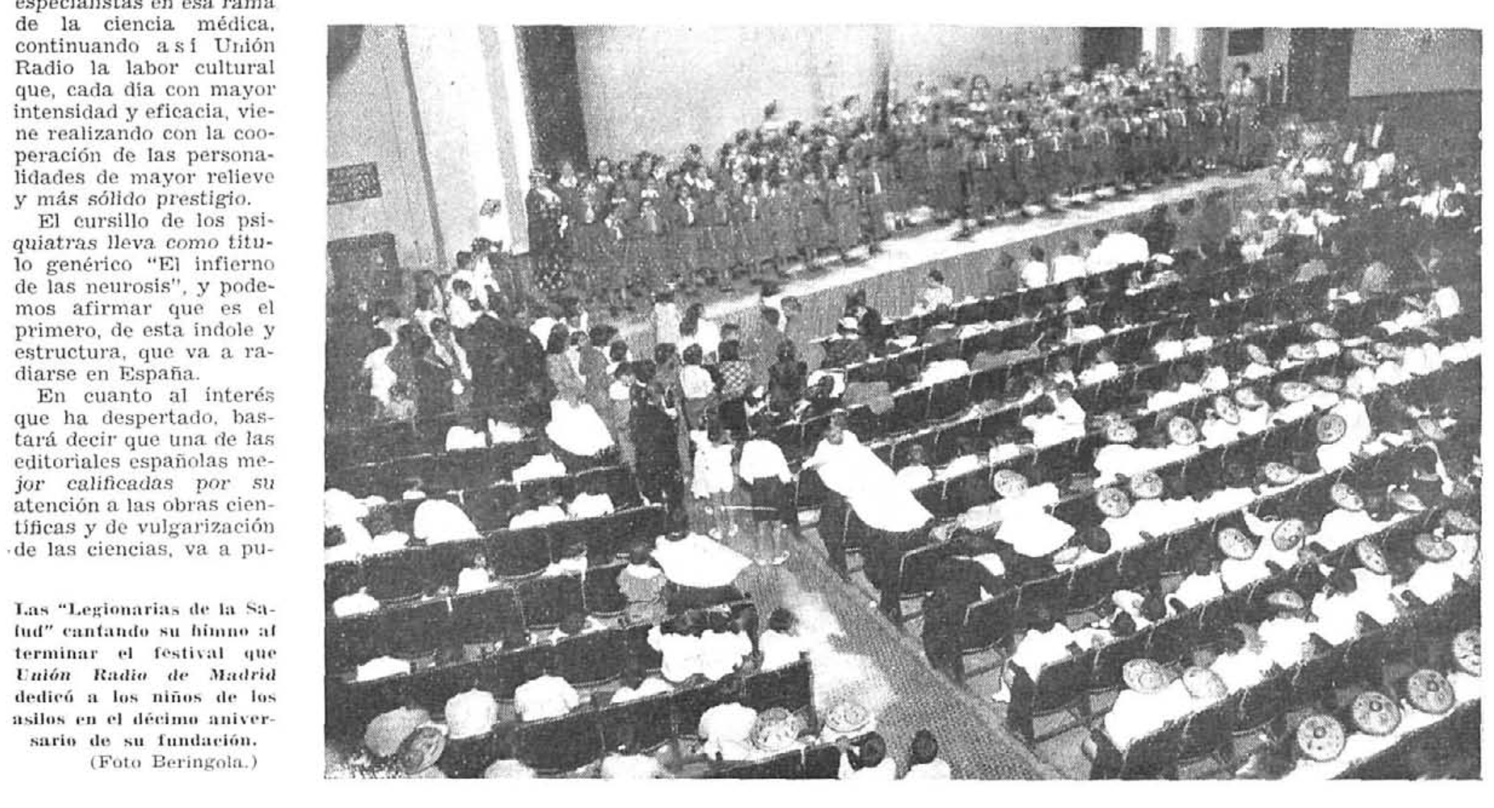 Las Legionarias de la Salud cantando, coro