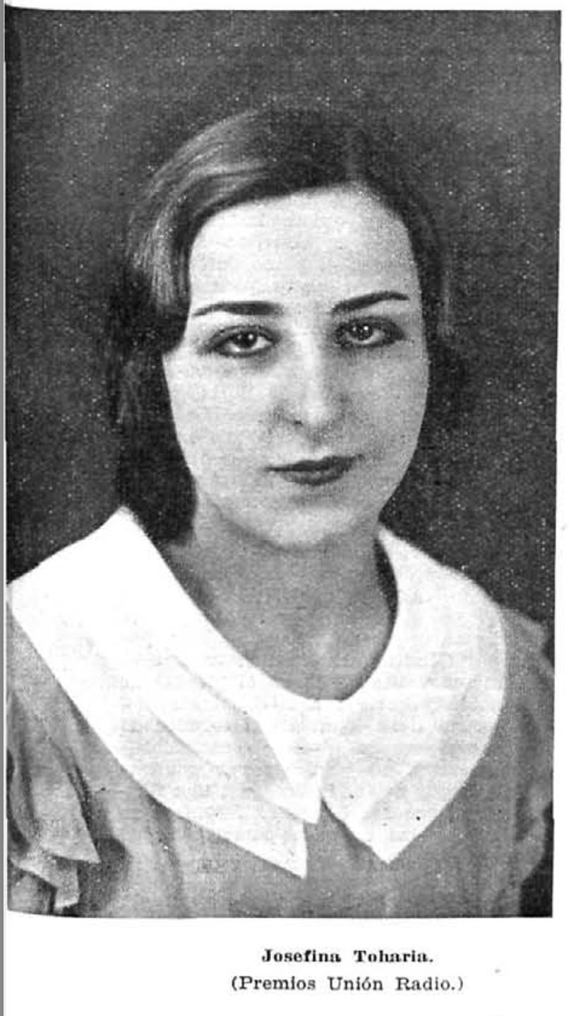 Josefina Toharia, piano