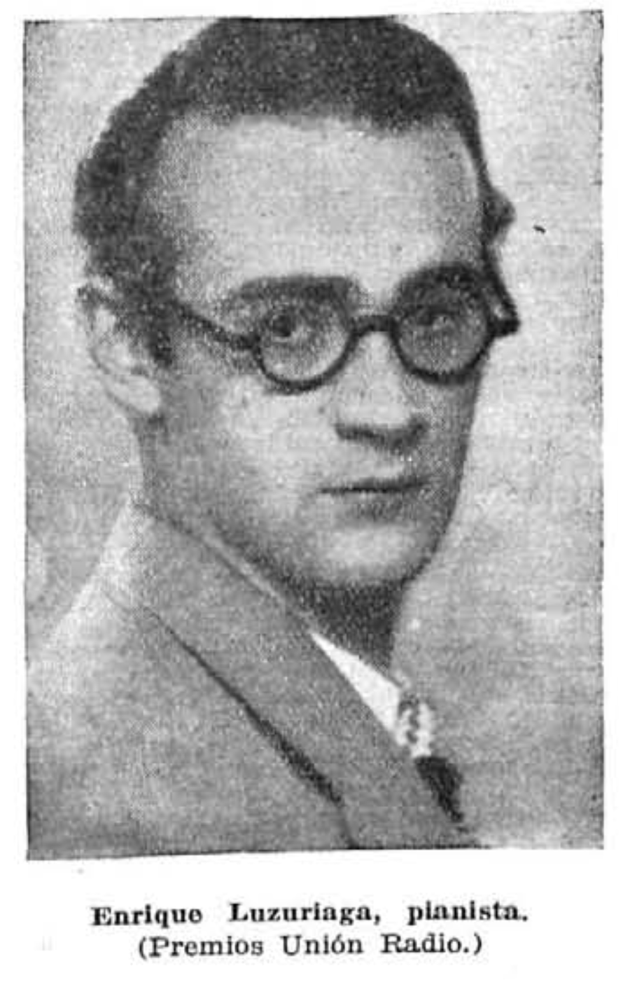 Enrique Luzuriaga, piano